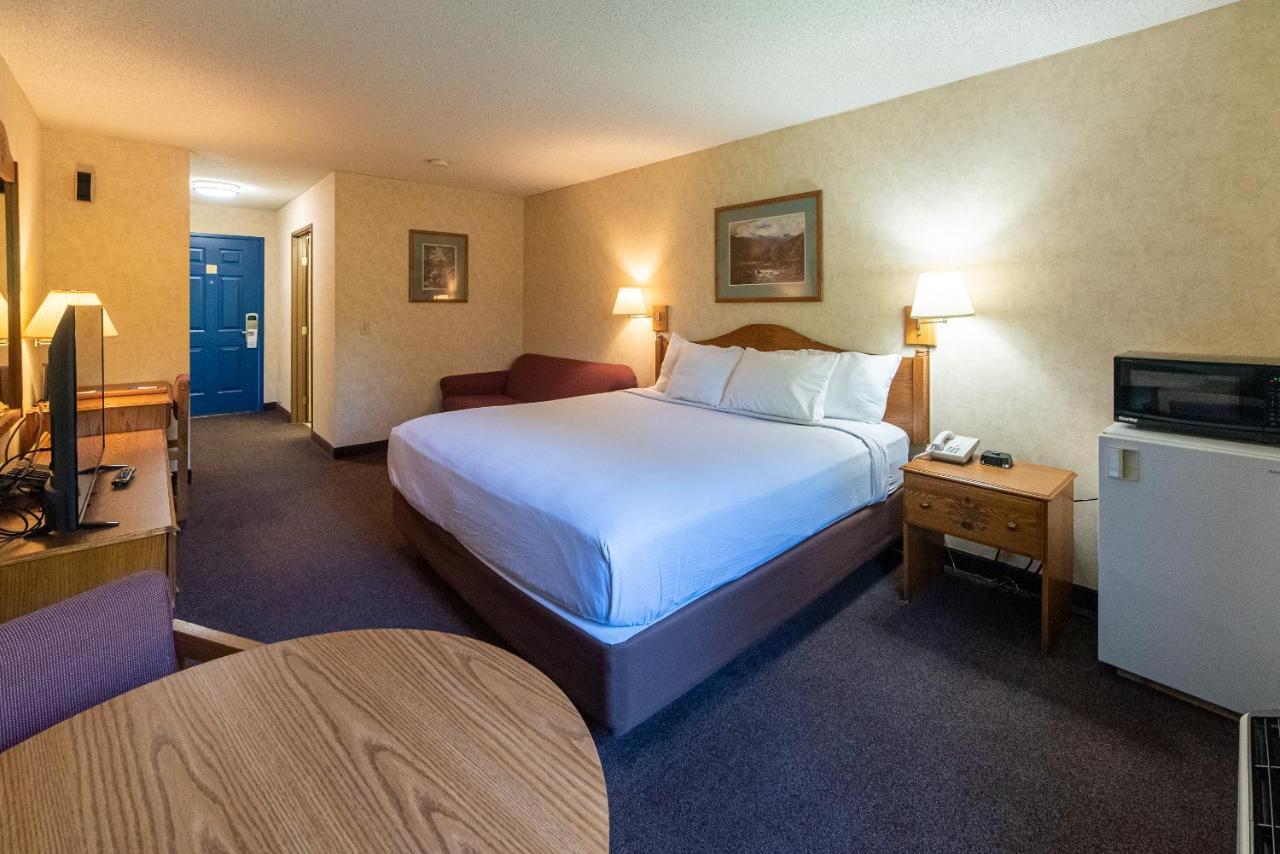 Willabee'S Motel Brimley Екстериор снимка