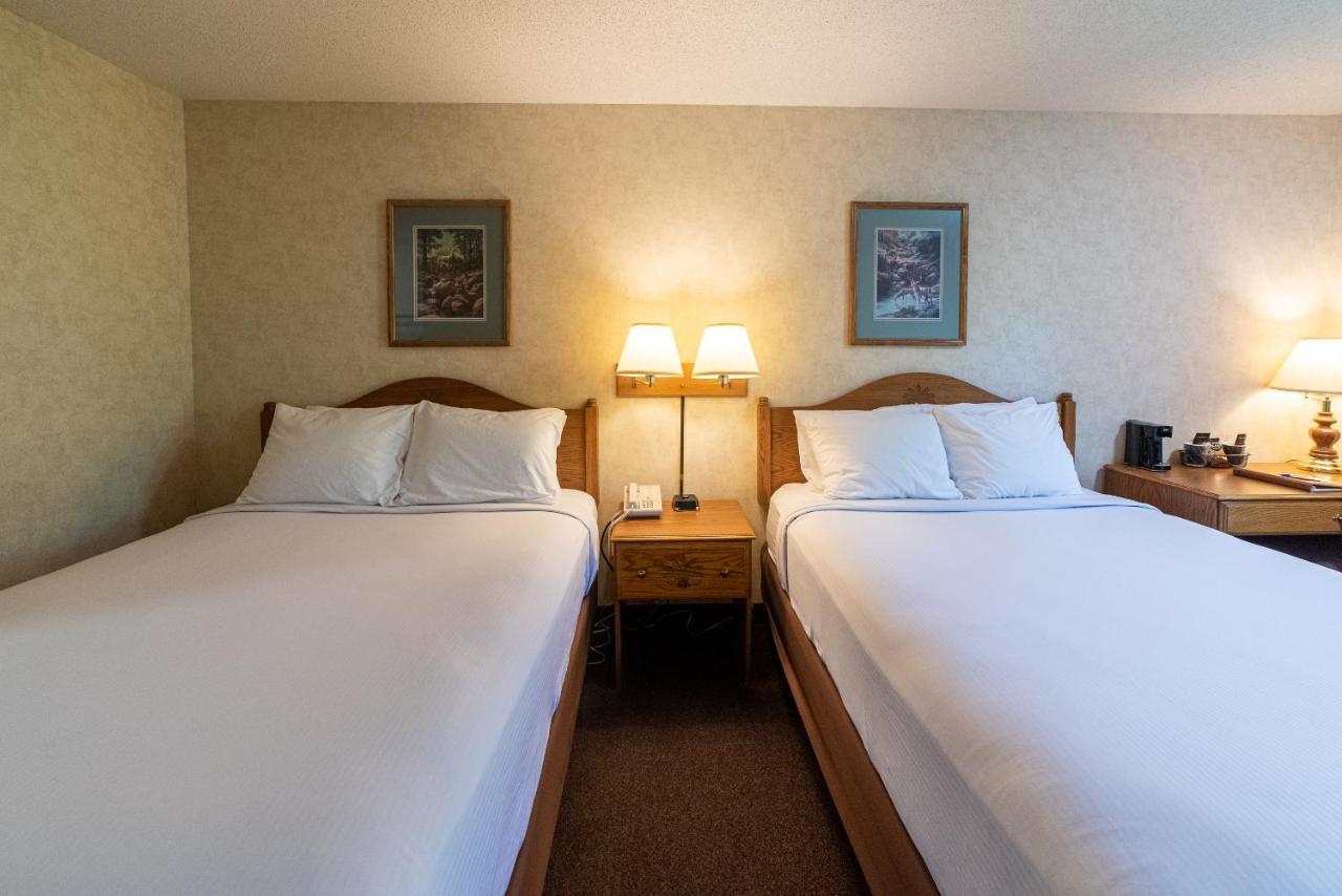 Willabee'S Motel Brimley Екстериор снимка