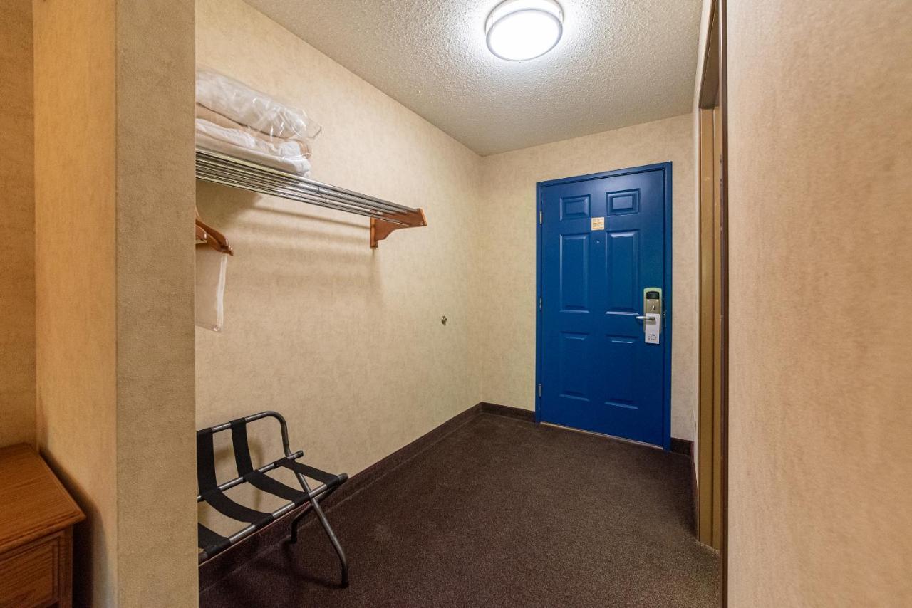 Willabee'S Motel Brimley Екстериор снимка
